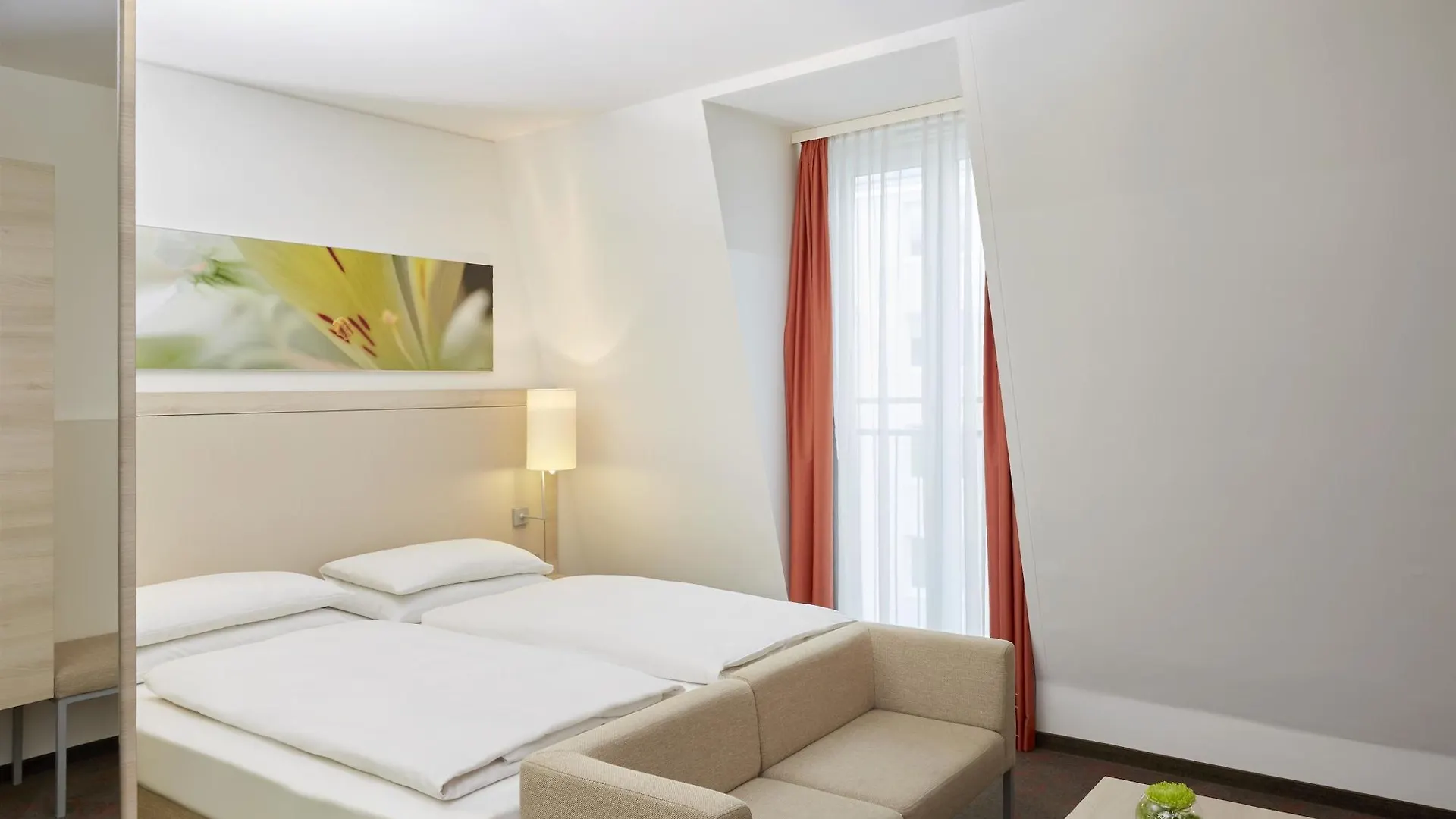 H+ Hotel Muenchen 4*, Münih