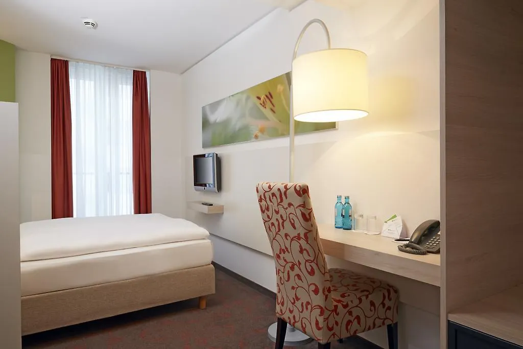 H+ Hotel Muenchen 4*, Münih Almanya