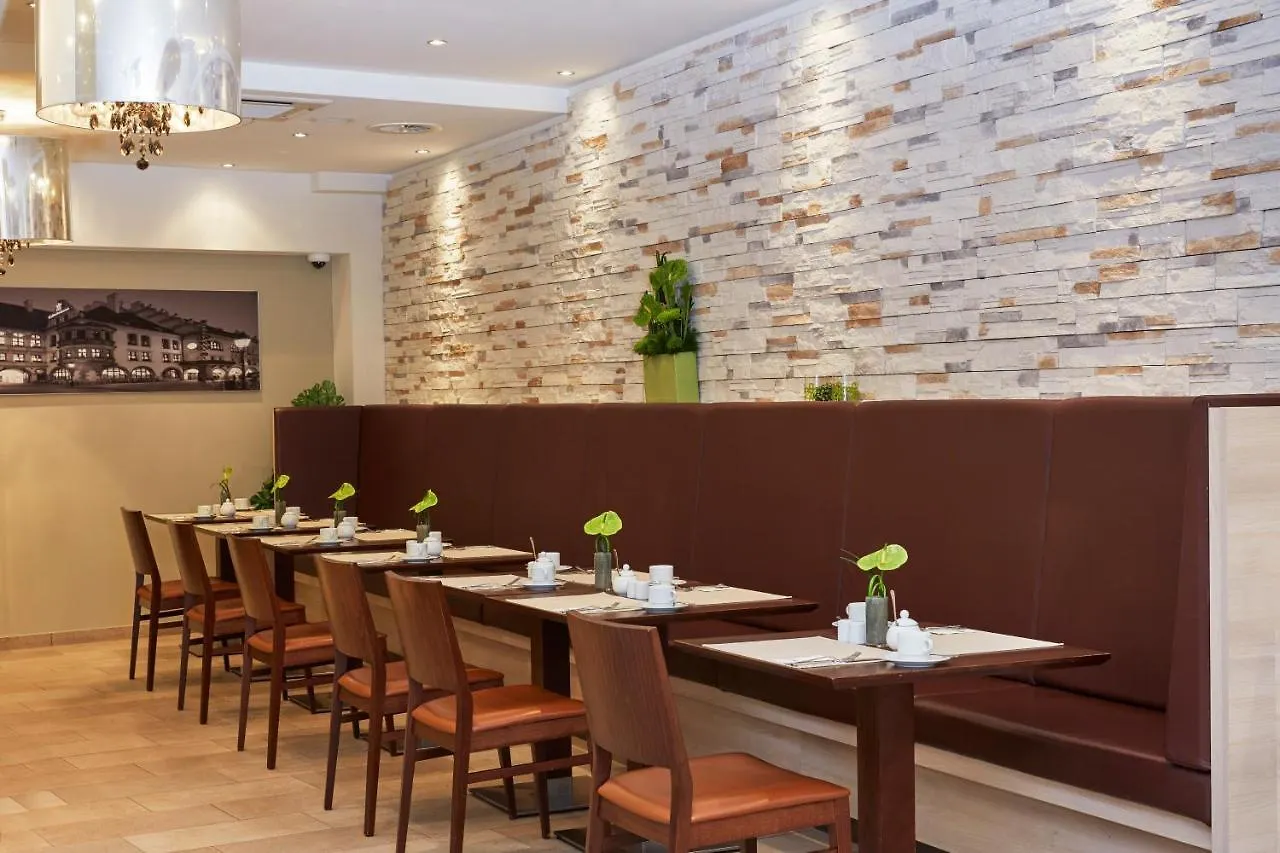 H+ Hotel Muenchen  Münih