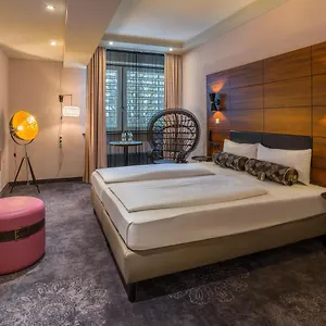 Hotell Elaya